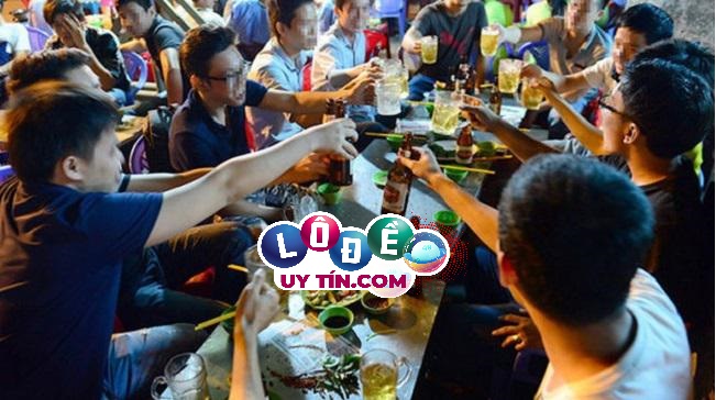 Nằm mơ thấy ăn tiệc là điềm báo tốt hay xấu? Nên đánh con gì 1 Nằm mơ thấy ăn tiệc là điềm báo tốt hay xấu? Nên đánh con gì